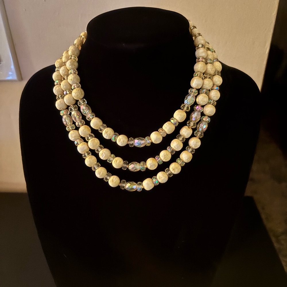 Hattie Carnegie signed Elegant Cream Beaded Necklace with clear crystals